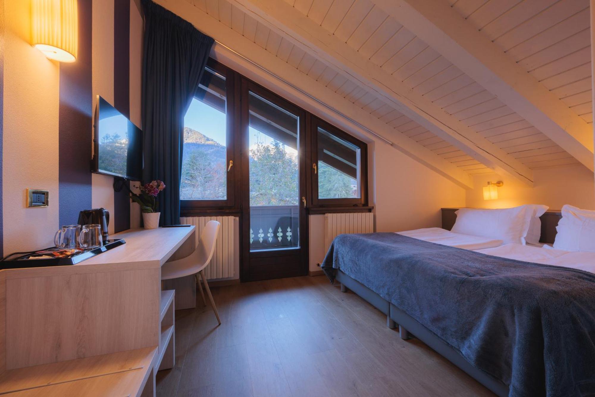 Hotel Binelli Pinzolo Exterior photo